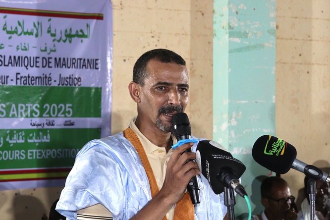 وزير الثقافة الدكتور الحسين ولد مدو 